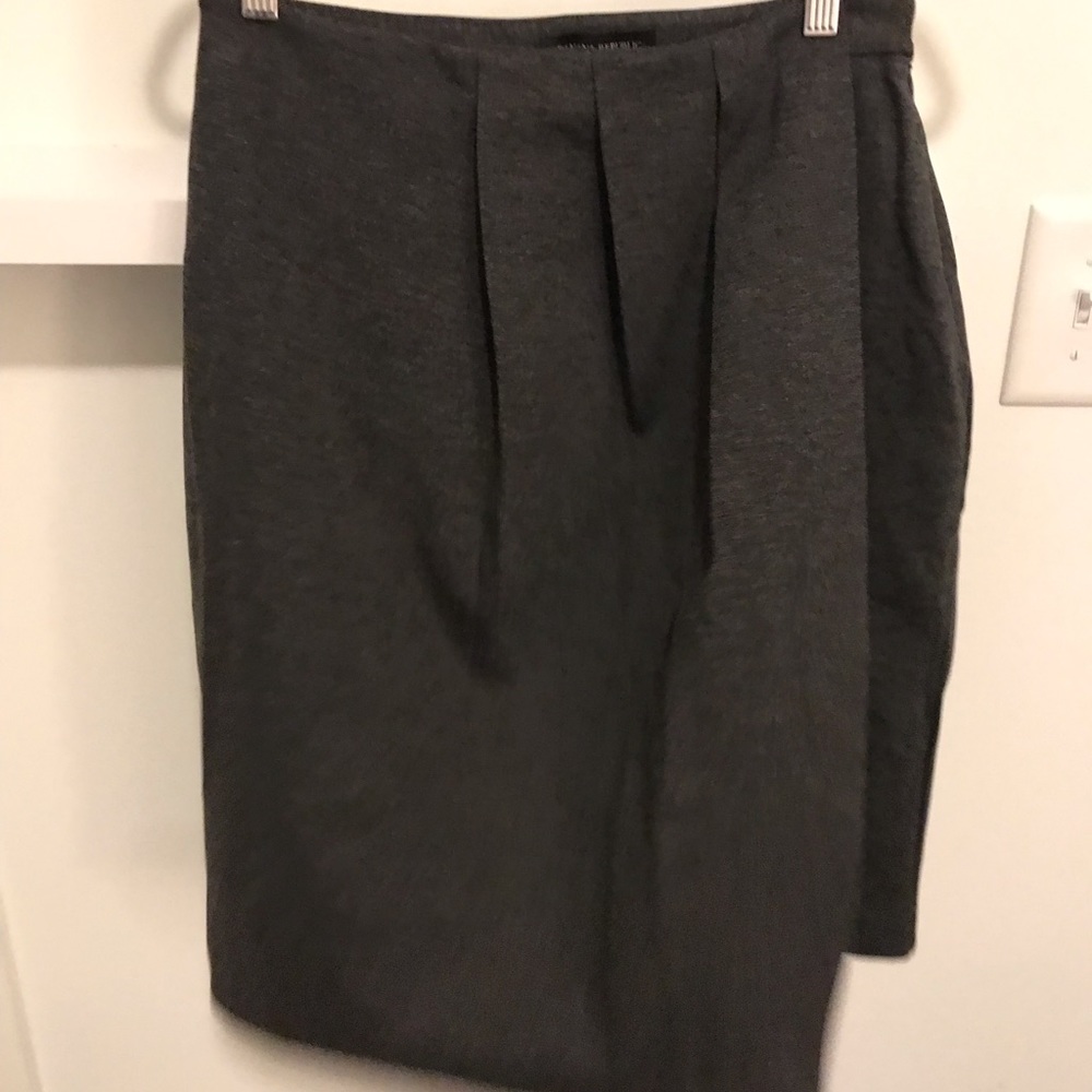 Gray Banana Republic Open Flap/Slit